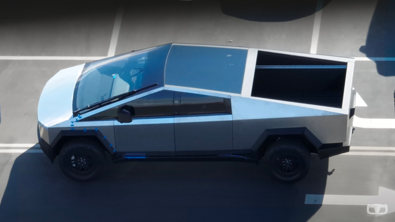 cybertruck raggio sterzata