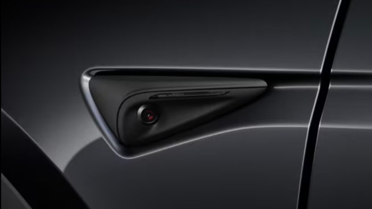 model y con hardware 4