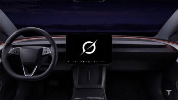 Tesla porta Grok in Italia e in Europa: l’assistente AI arriva sui veicoli con l’aggiornamento 2026.2.6
