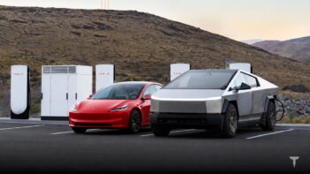 Tesla apre in Europa il primo Supercharger V4 completo: fino a 500 kW di potenza