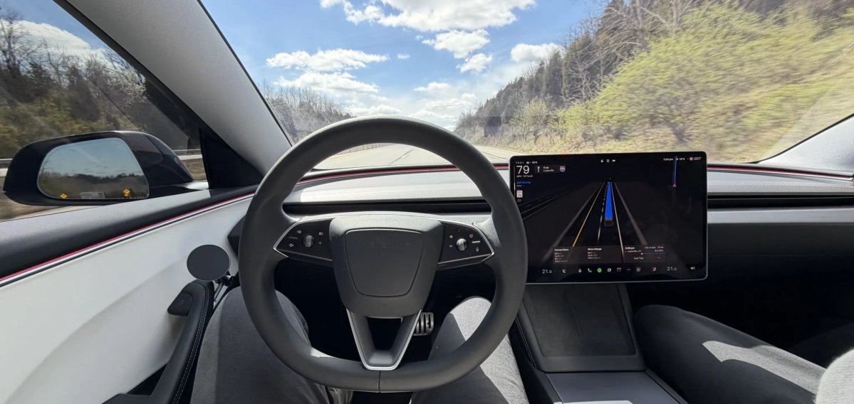 L’FSD di Tesla arriva a 1,48 milioni di utenti attivi: +56% in un anno e 791 milioni di dollari di ricavi ricorrenti — screenshot 1
