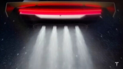 Tesla rinvia la presentazione della nuova Roadster: la nuova data è il 15 ottobre