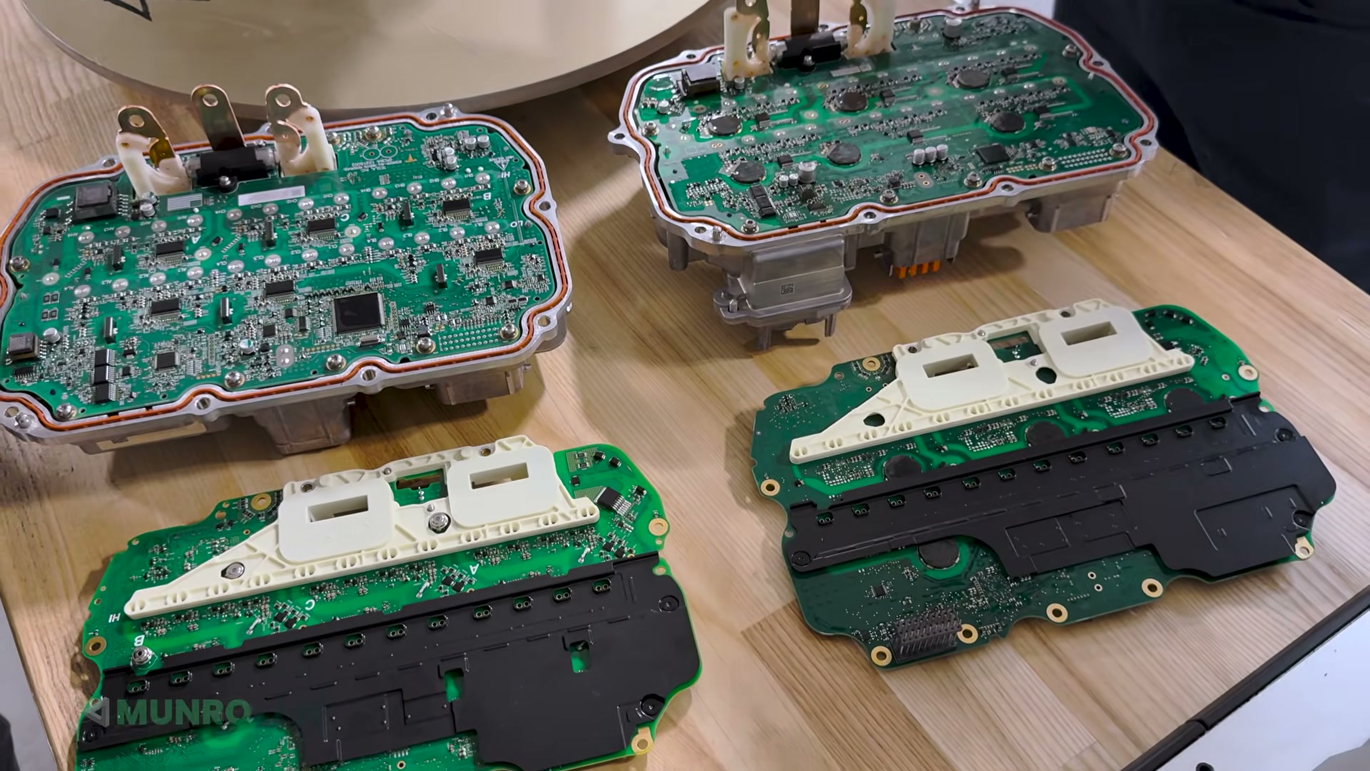 Tesla porta la tecnologia del Cybercab sulla Model 3: il nuovo inverter arriva quest’anno ed è compatibile anche con la Model Y — screenshot 1