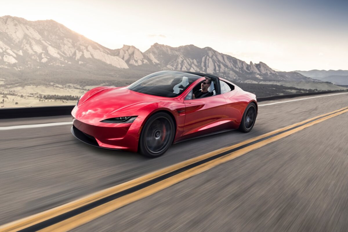 Tesla Roadster, vista di tre quarti, 2017