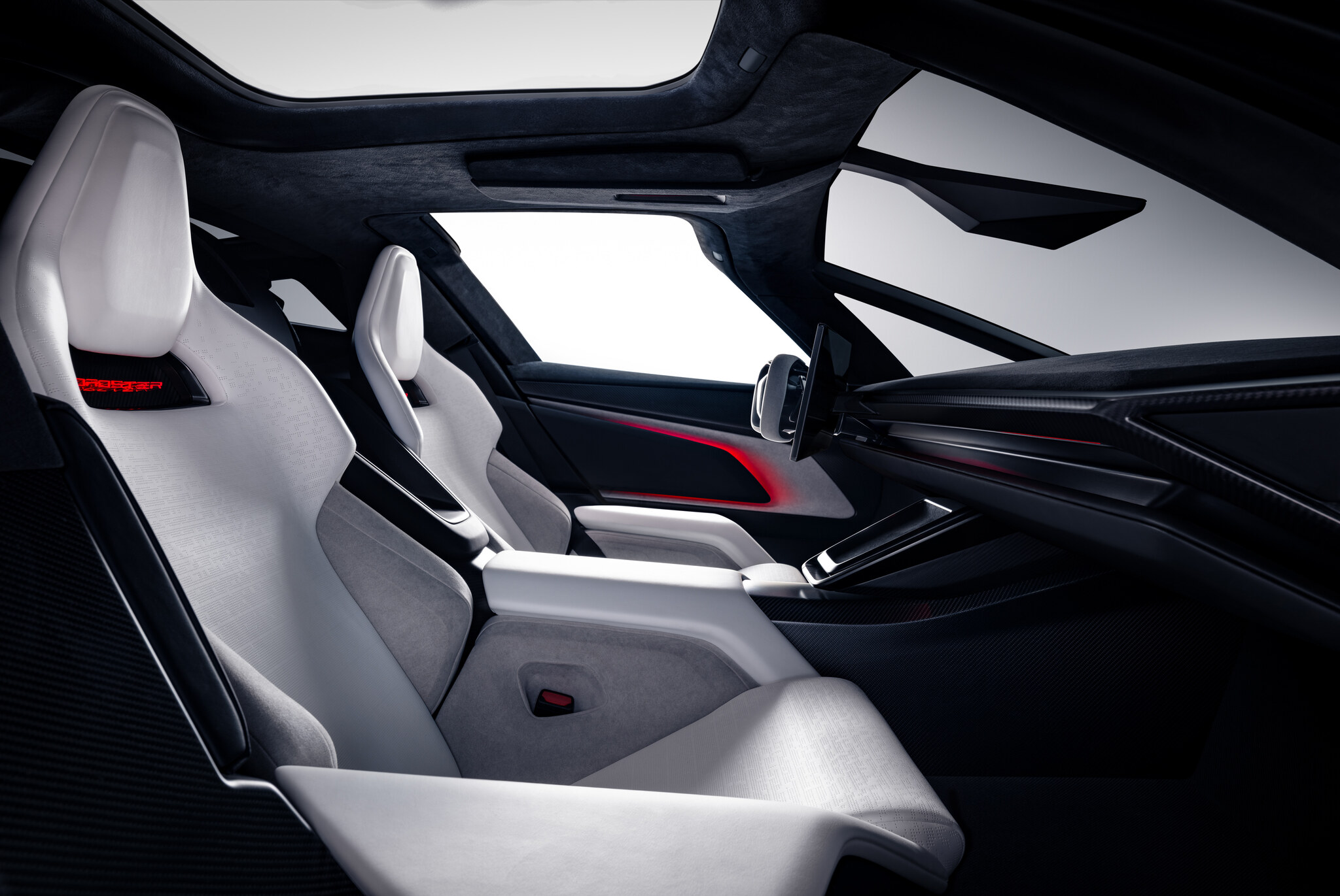 Tesla Roadster, il press kit svela le tre versioni: la Performance si ferma a 338 km/h, solo la Rocket ha 10 propulsori — screenshot 2