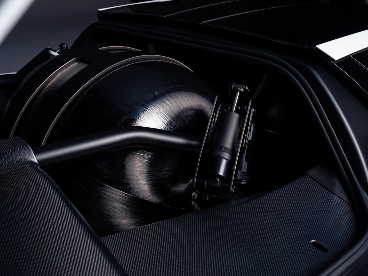 Tesla Roadster, tutte le specifiche: batteria da 150 kWh, ricarica in 10 minuti, quattro versioni e propulsori — screenshot 2