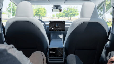 Tesla Robotaxi, a Houston l'area di servizio si allarga fino al centro: e la mappa ha la forma di Starship